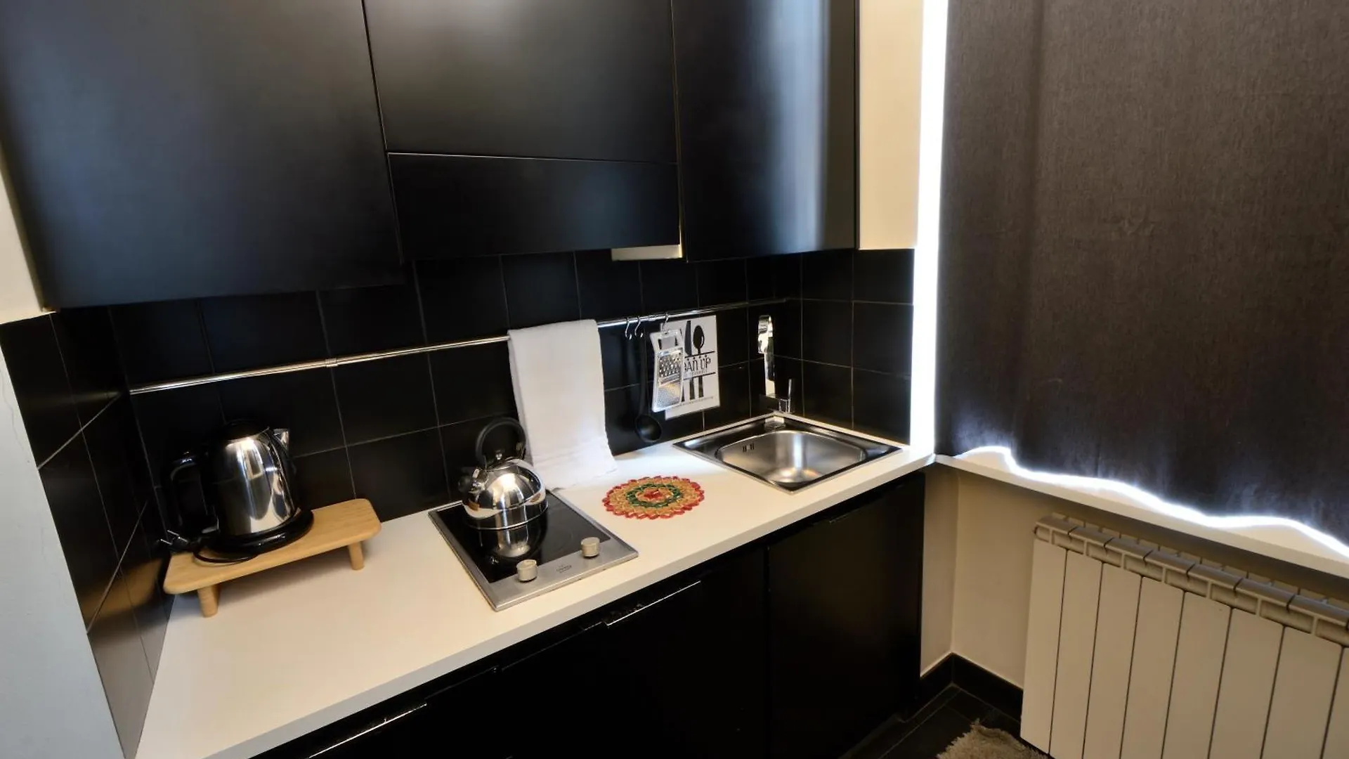 Stupendo Appartamento Di Design A Tema America- Potente Wi-Fi Ottimo Il Collegamento Con Aeroporto Di Malpensa E Rho Fiera, Vicino Alla Metro Milánó Apartman